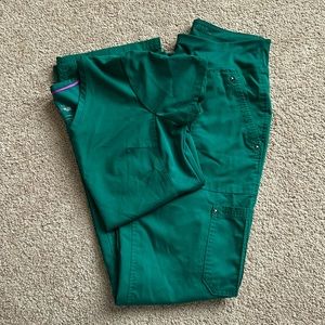Scrub set
